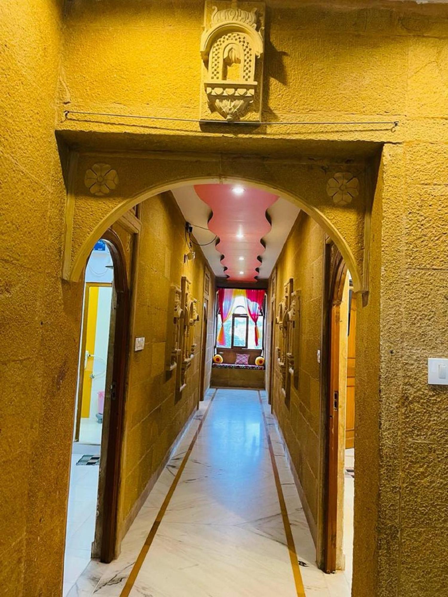 Hotel Amazing Джайсалмер Экстерьер фото