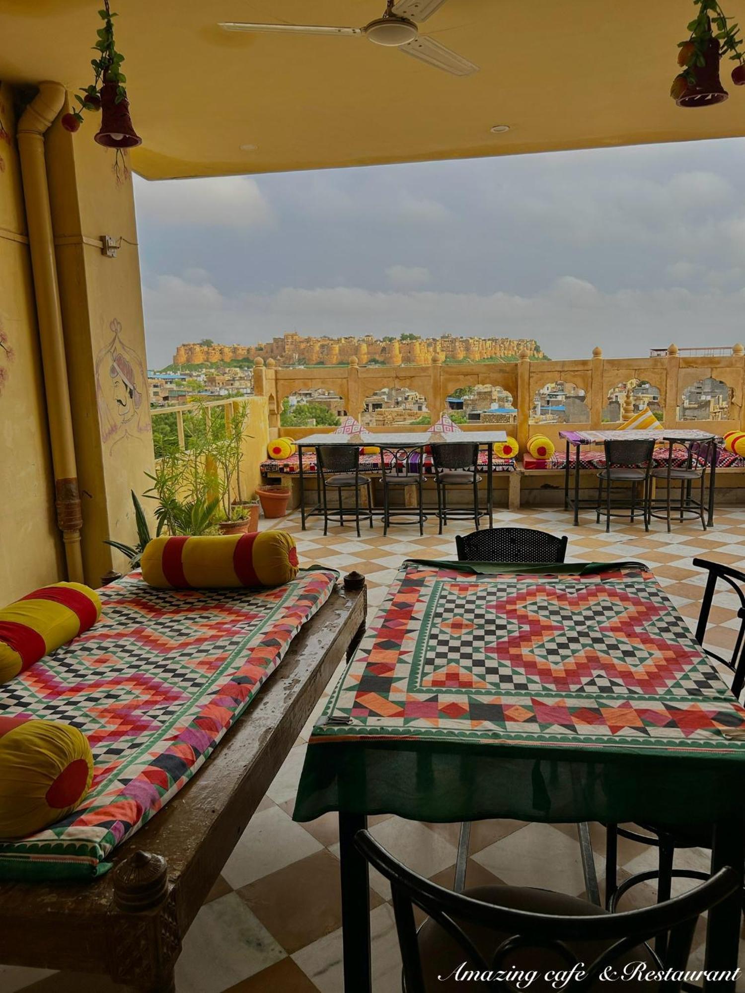 Hotel Amazing Джайсалмер Экстерьер фото